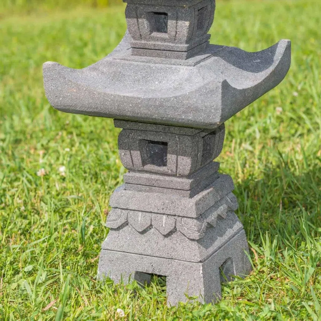 Lanterne Japonaise En Pierre De Lave 70cm