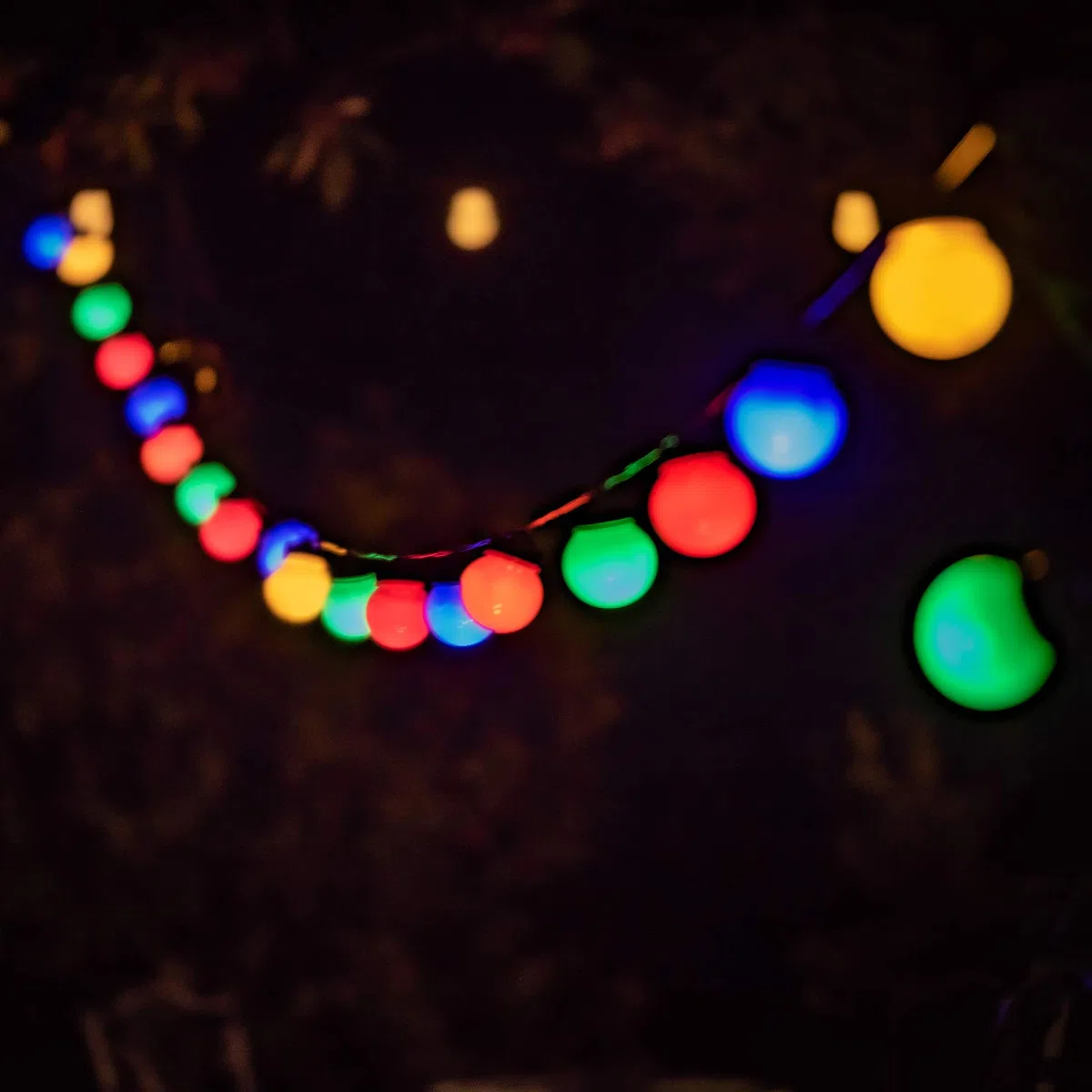 LED Guirlande lumineuse multicolore 9,5 m 20 balles intérieur extérieur Décoration Fêtes Anniversaire Mariages