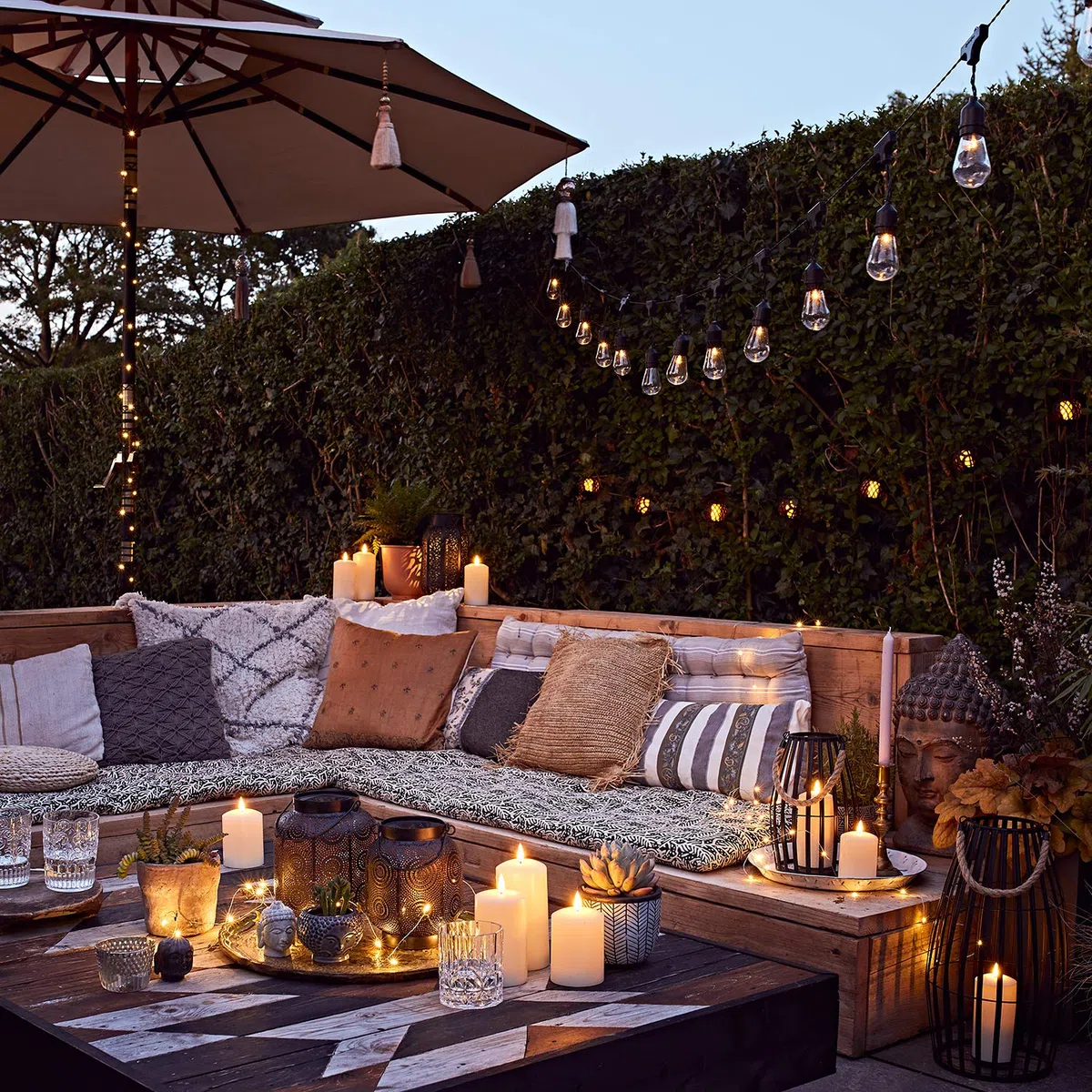 Lights4fun Guirlande Lumineuse Parasol 80 LED Blanc Chaud Piles