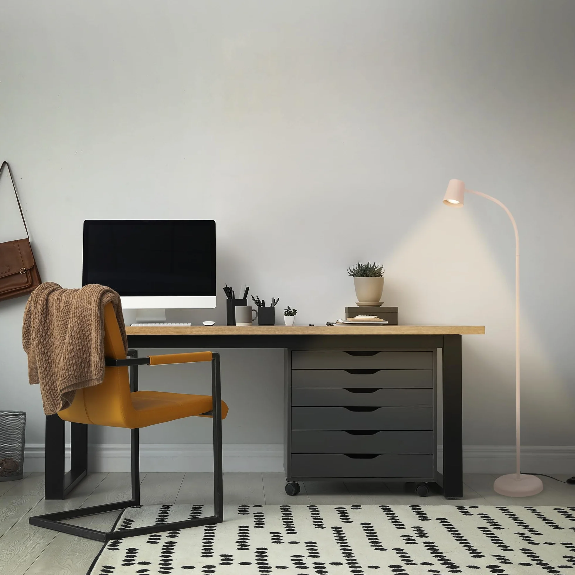 BRILONER - Lampadaire avec interrupteur à pied, orientable, GU10, max. 9W, lampadaire sur pied salon, lampadaire salon 21 x 127,5 cm, beige